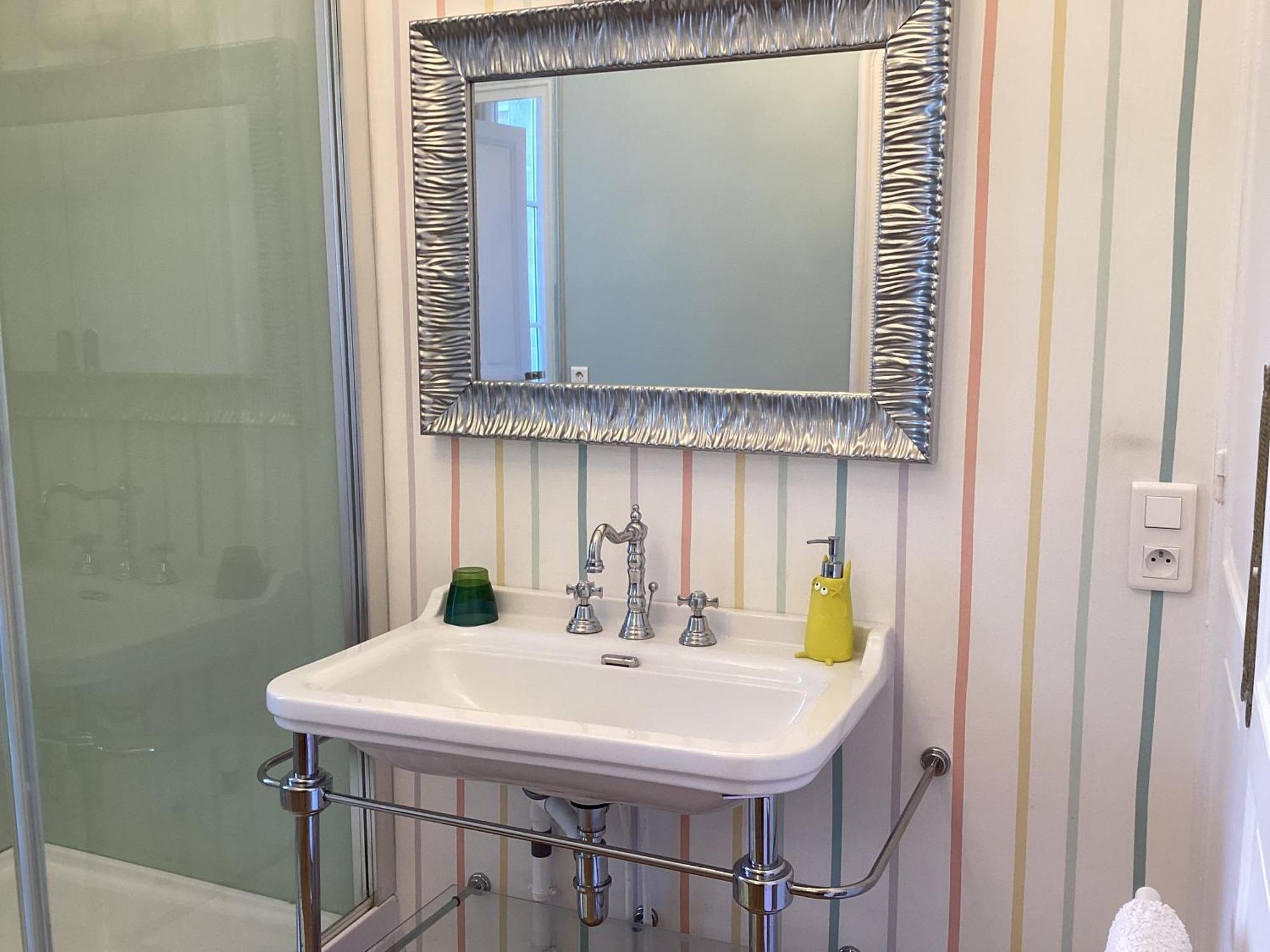Bed And Breakfast Paris Quartier Champs-Elysees Bagian luar foto